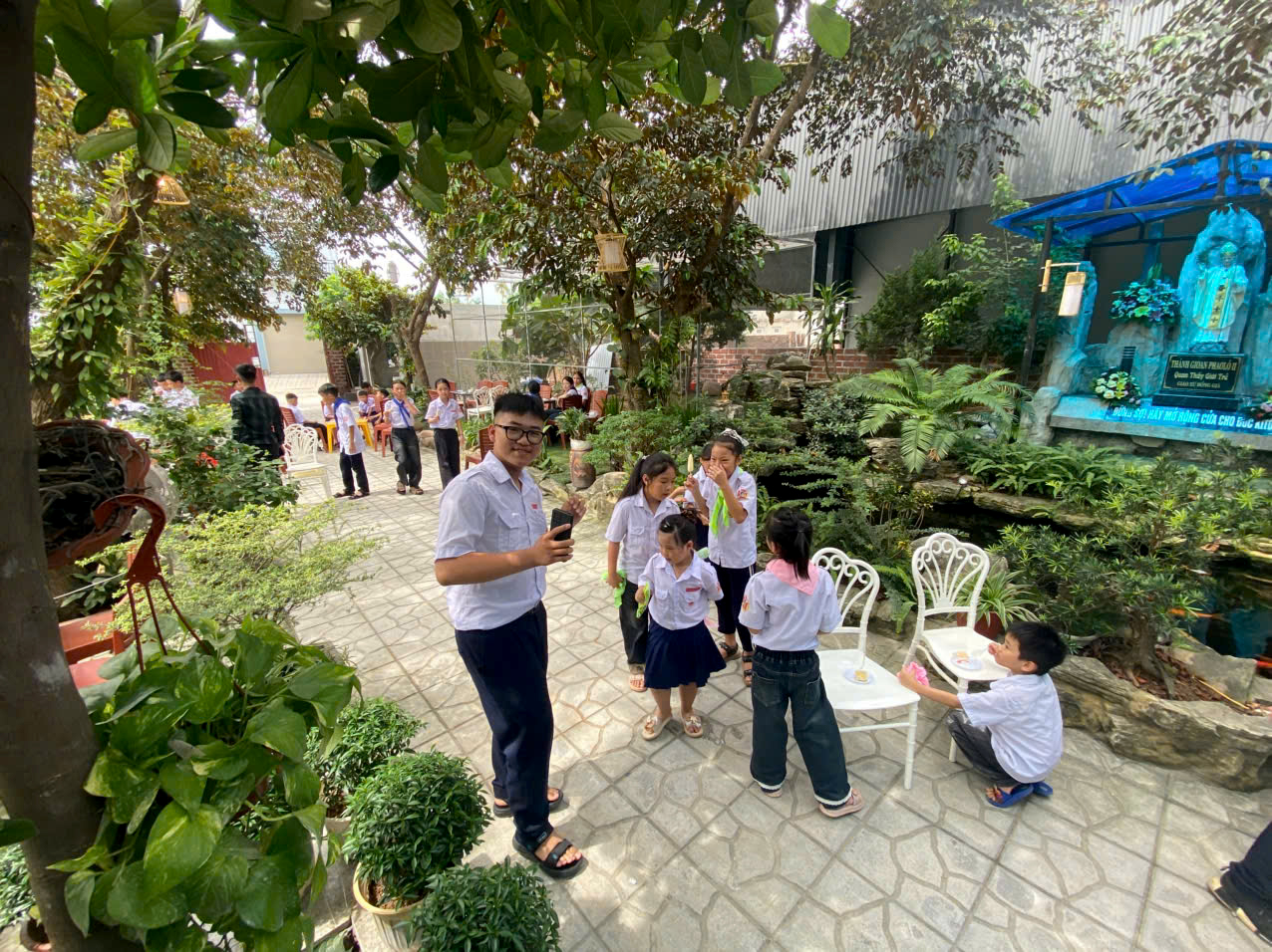KHÁNH THÀNH CÔNG VIÊN GIOAN PHAOLÔ II và KHAI TRƯƠNG GARDEN COFFEE