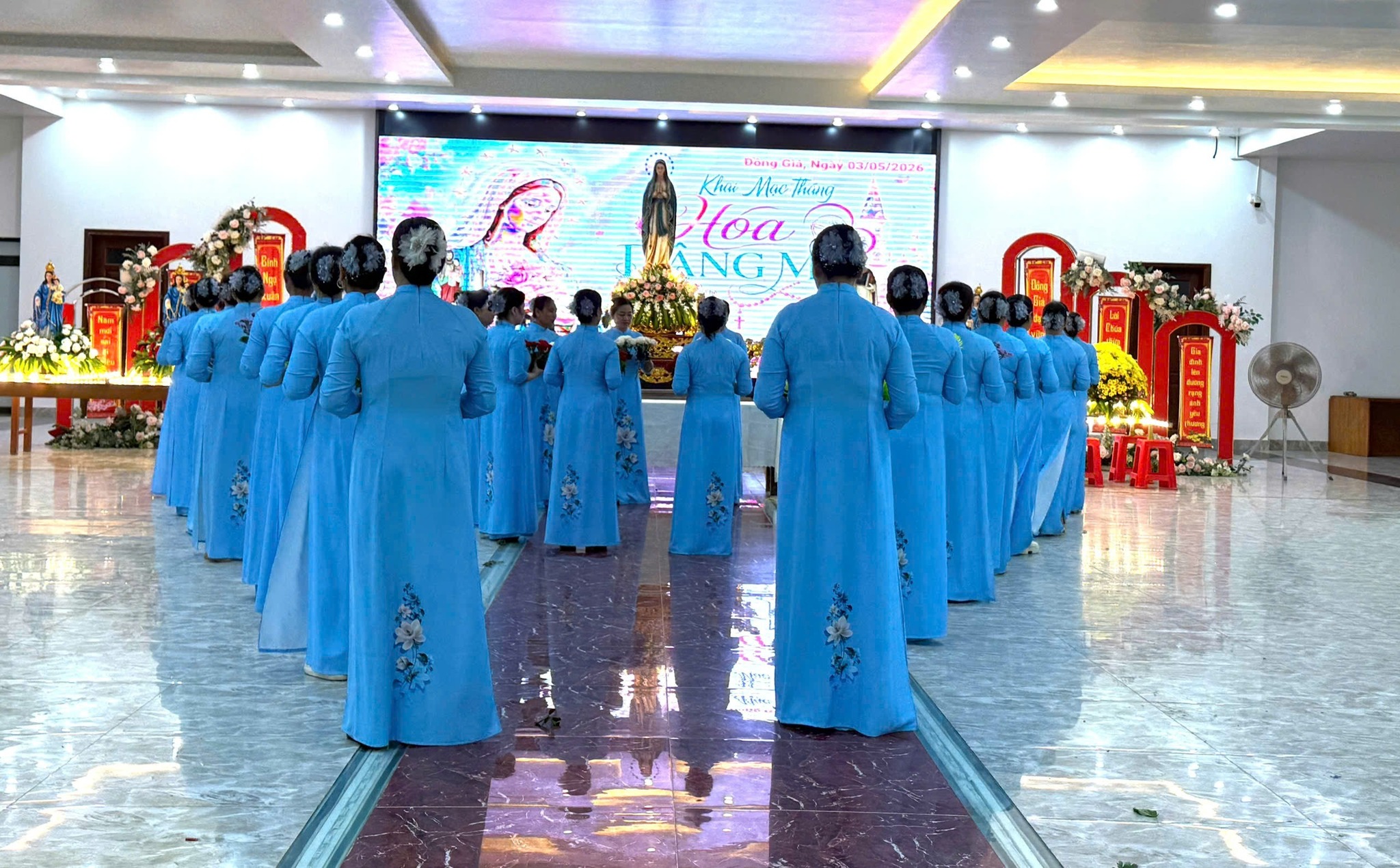 GIÁO XỨ ĐỒNG GIÁ: Hành trình sống đức tin qua kinh Mân Côi