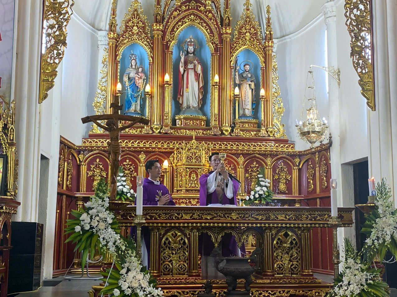 Giáo xứ Đồng Giá: Thánh lễ cầu nguyện cho các Đấng Bậc trong Giáo phận hồi 19h00 ngày 07/11/2025	