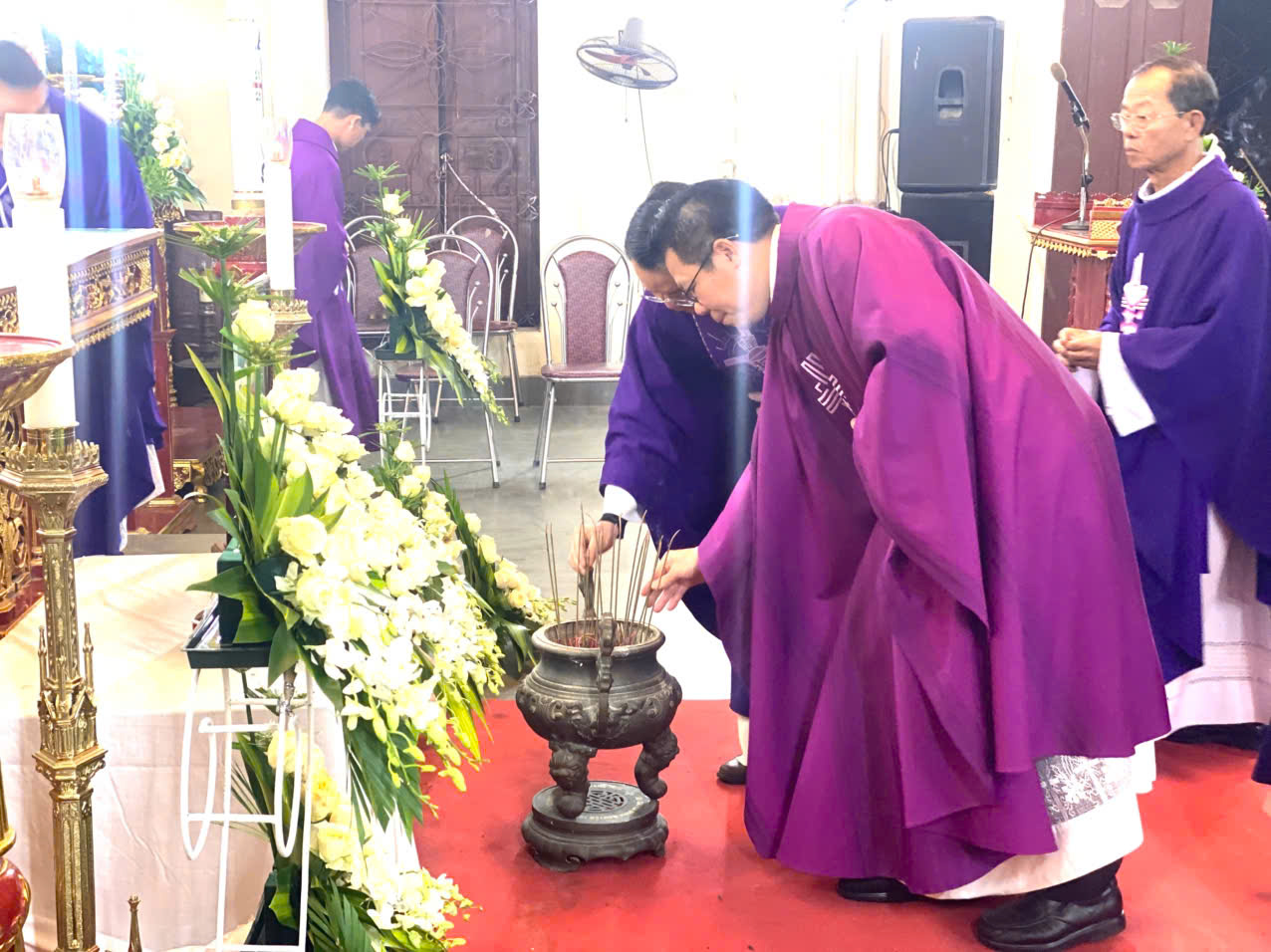 : Thánh Lễ Giỗ Lần Thứ 15 Cha Giuse Nguyễn Thanh Phong