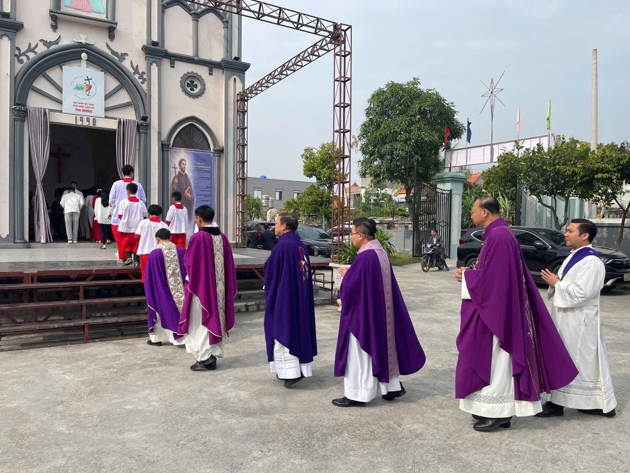 GIÁO XỨ GIA ĐƯỚC MỪNG LỄ THÁNH PHANXICÔ XAVIÊ QUAN THẦY 