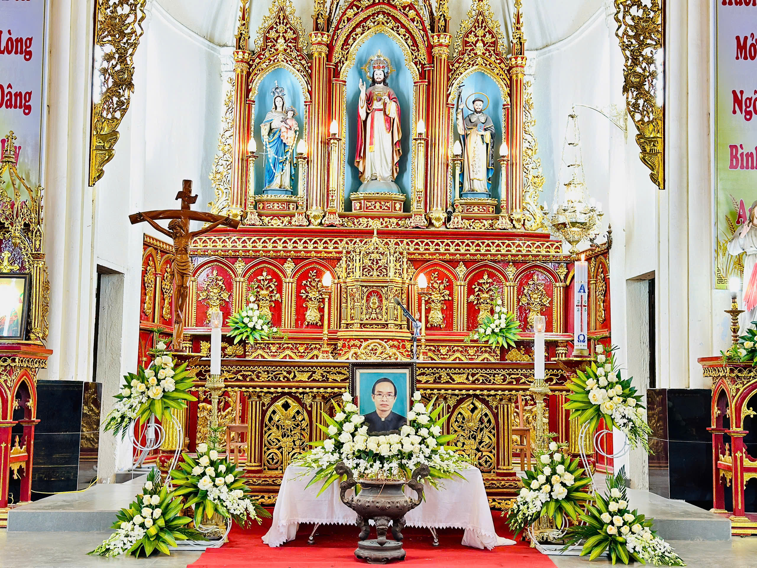 Giáo xứ Đồng Giá: Thánh Lễ Giỗ Lần Thứ 15 Cha Giuse Nguyễn Thanh Phong